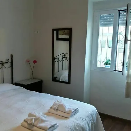 Apartment Apartamento Al-zhara, Junto Puente Romano Cordoba